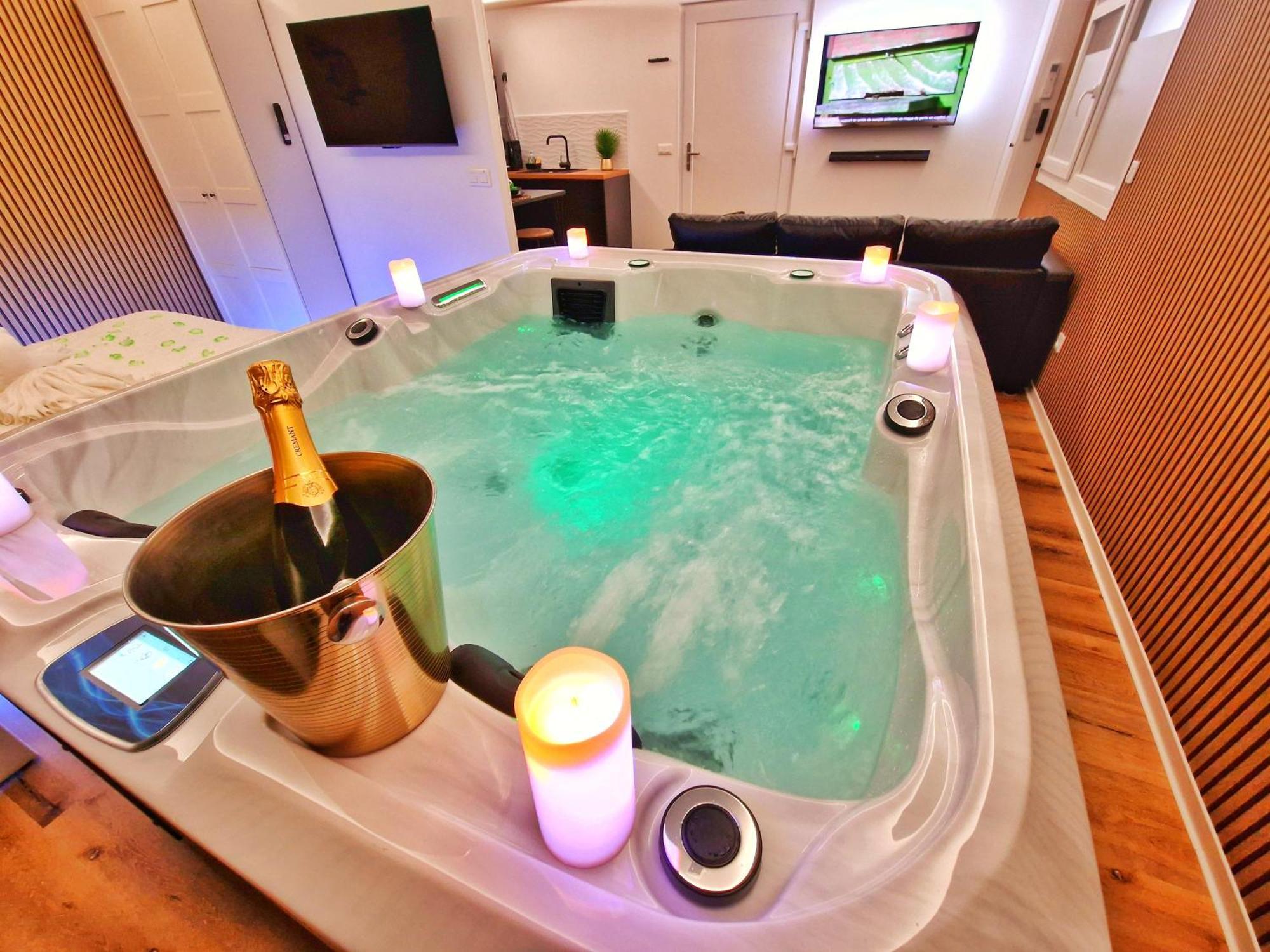 Relax Spa-4 Pers-Jacuzzi-Parking-Jardin-Clim-Colmar Muntzenheim المظهر الخارجي الصورة