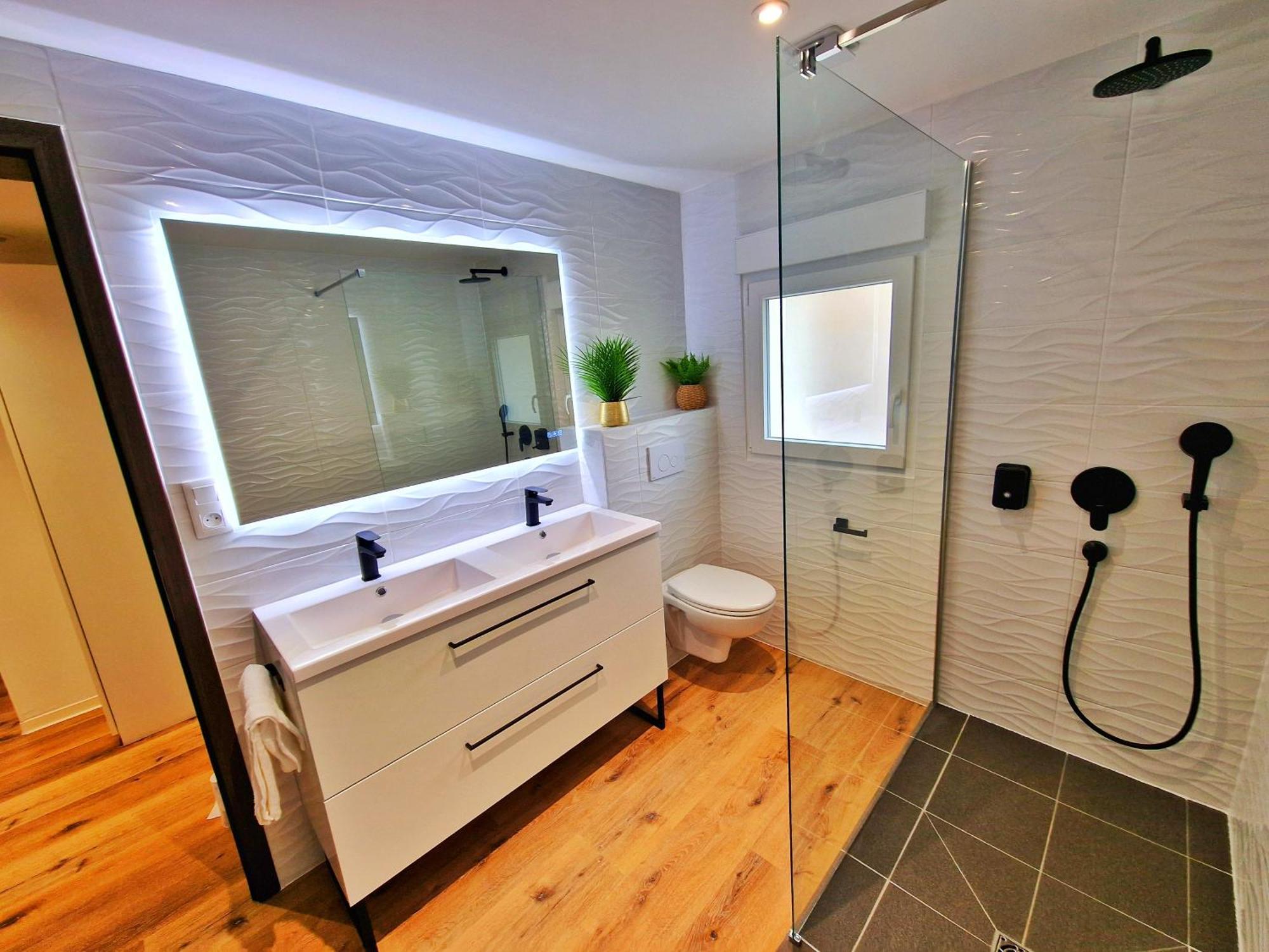Relax Spa-4 Pers-Jacuzzi-Parking-Jardin-Clim-Colmar Muntzenheim المظهر الخارجي الصورة