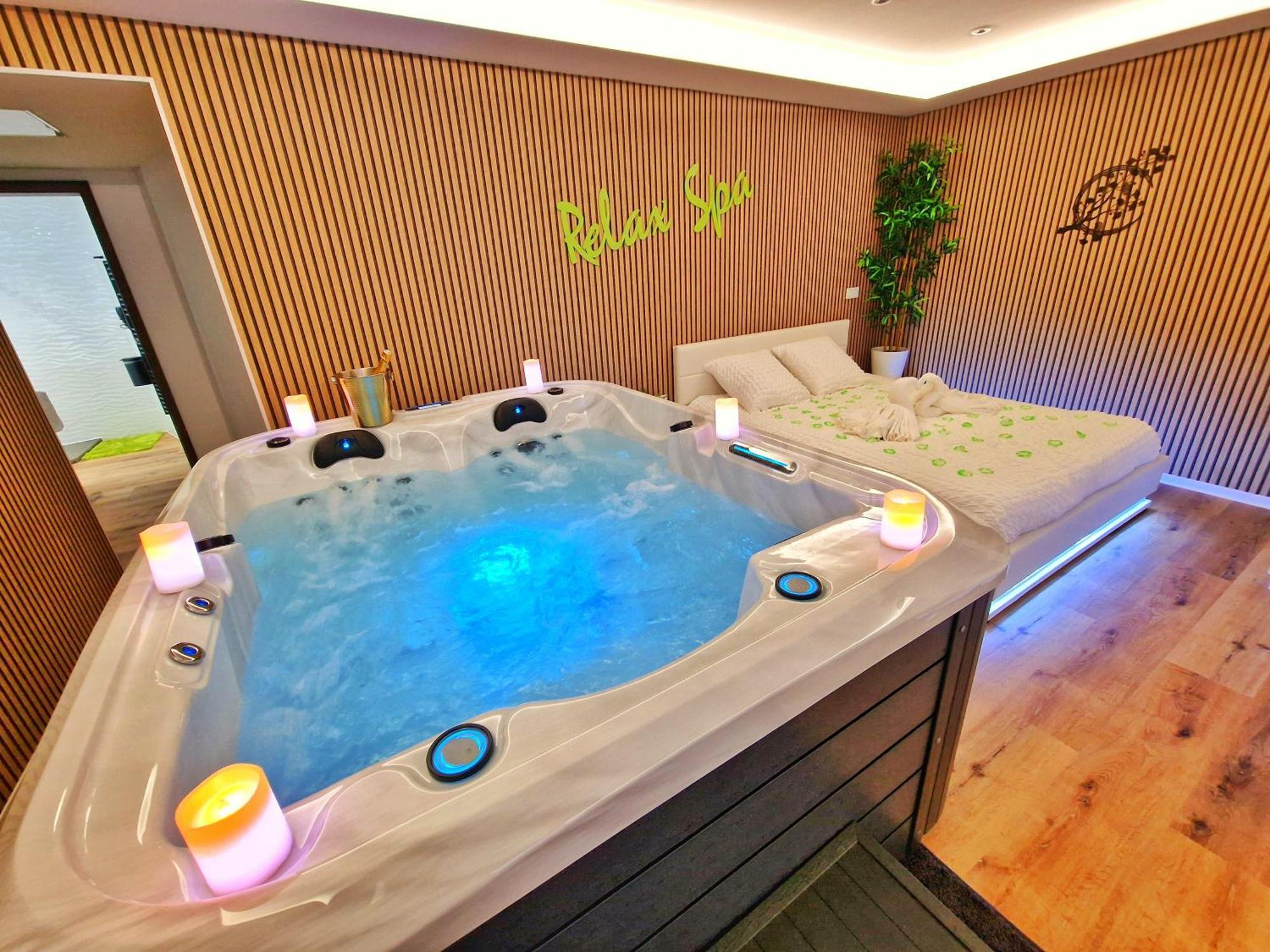 Relax Spa-4 Pers-Jacuzzi-Parking-Jardin-Clim-Colmar Muntzenheim المظهر الخارجي الصورة