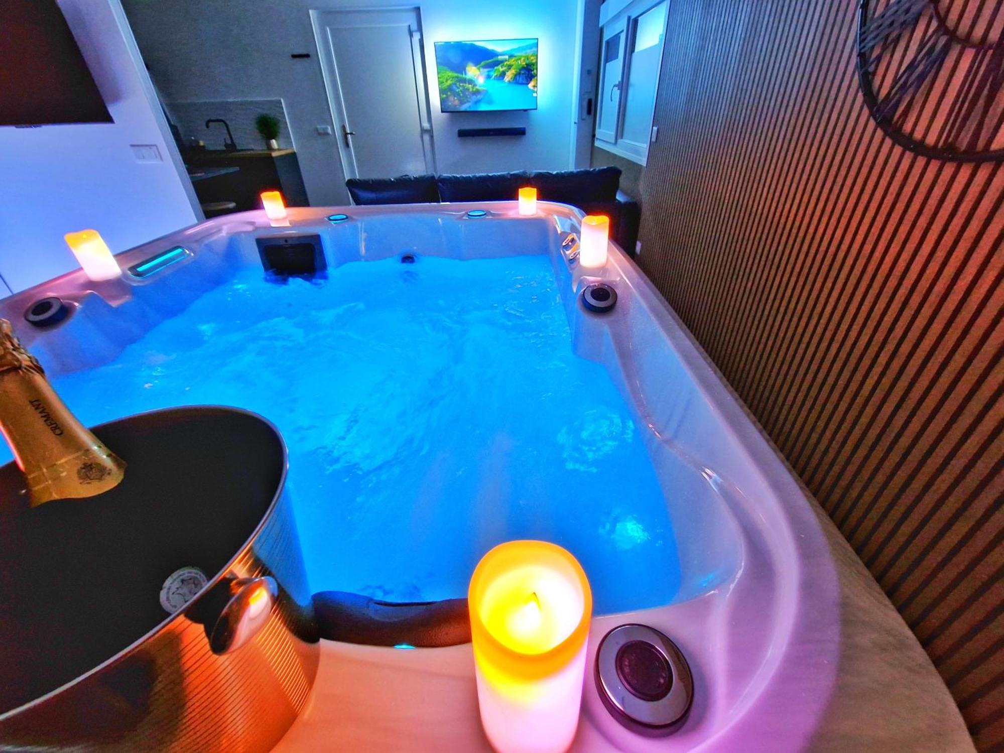 Relax Spa-4 Pers-Jacuzzi-Parking-Jardin-Clim-Colmar Muntzenheim المظهر الخارجي الصورة