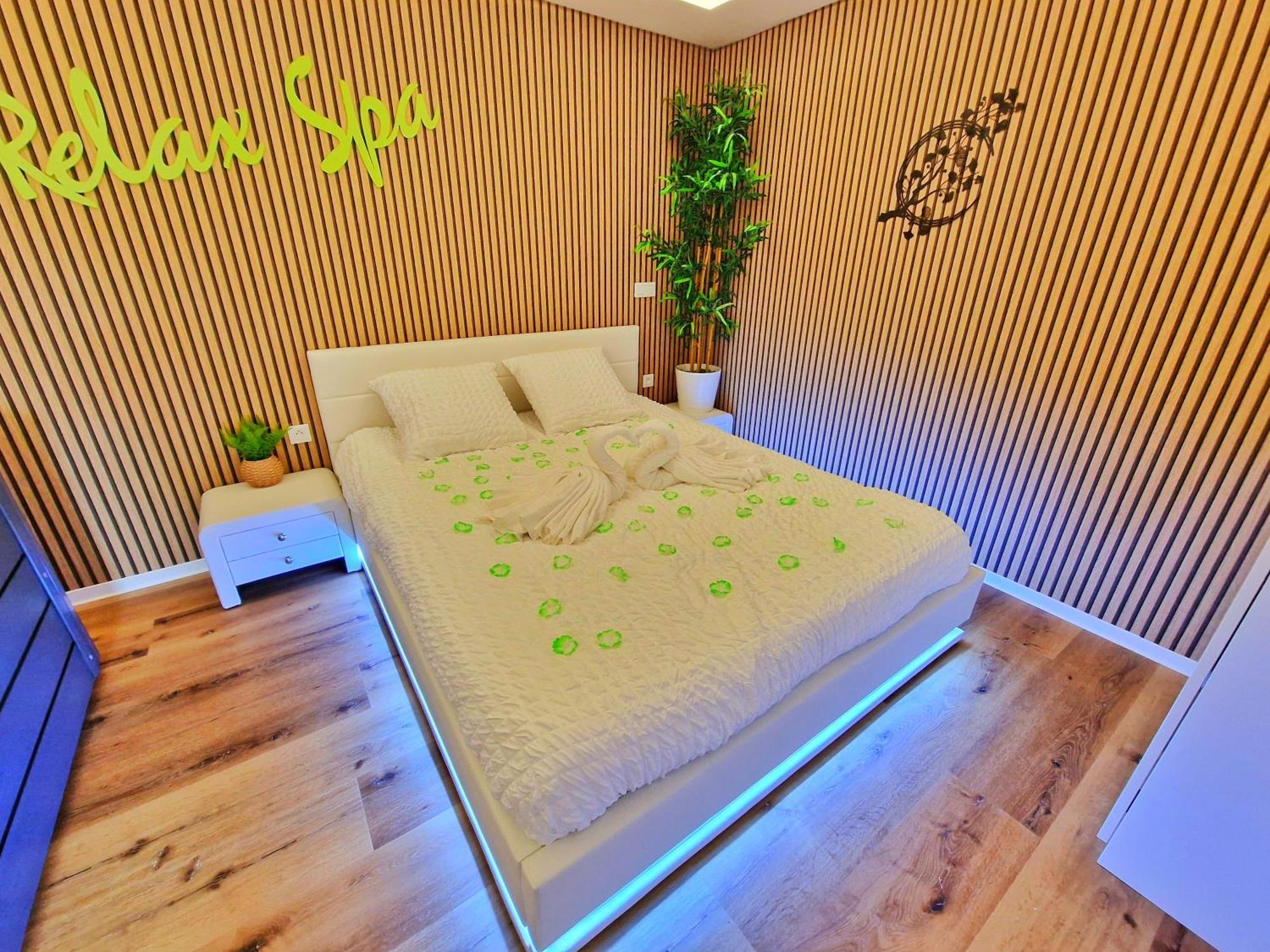 Relax Spa-4 Pers-Jacuzzi-Parking-Jardin-Clim-Colmar Muntzenheim المظهر الخارجي الصورة
